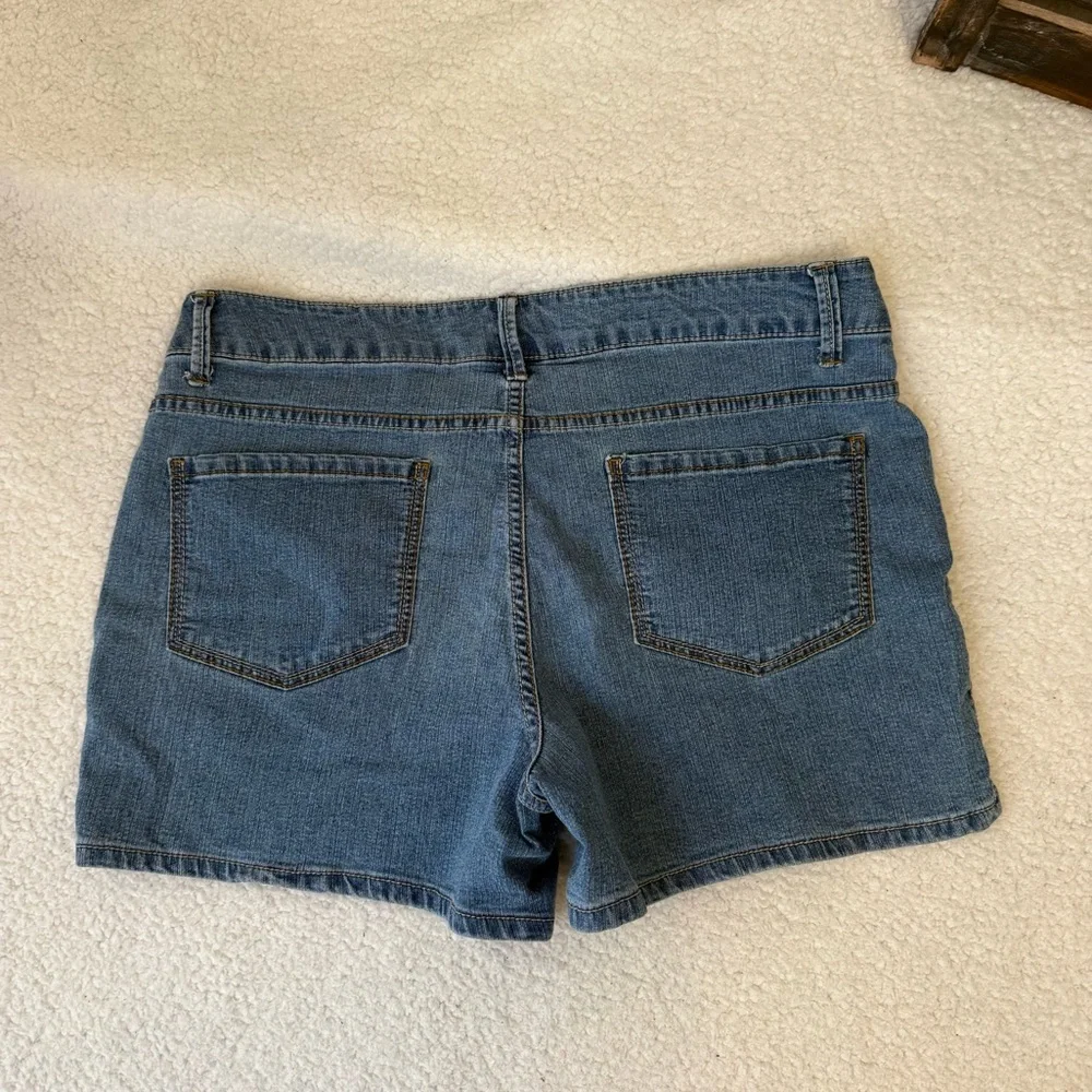 Faded Glory denim shorts 14